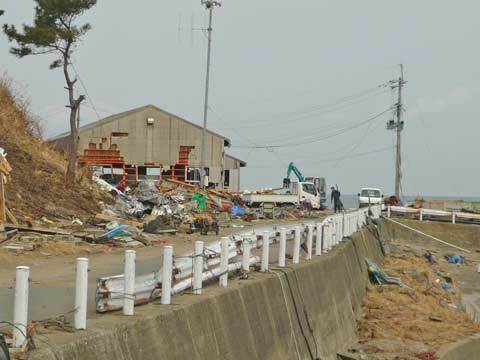 小子内の津波の爪跡
