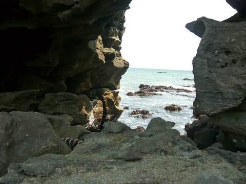 観光名所 窓岩