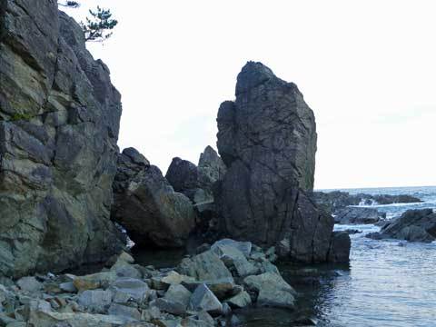 高家漁港の自然美