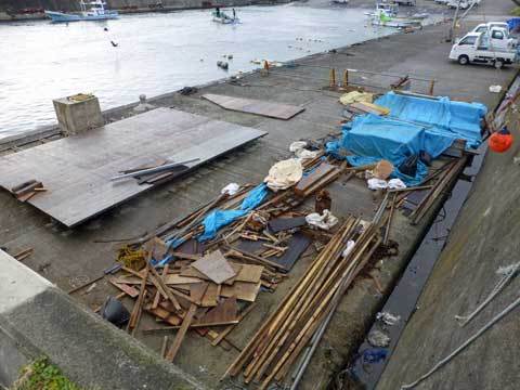 宿戸漁港の堤防復旧