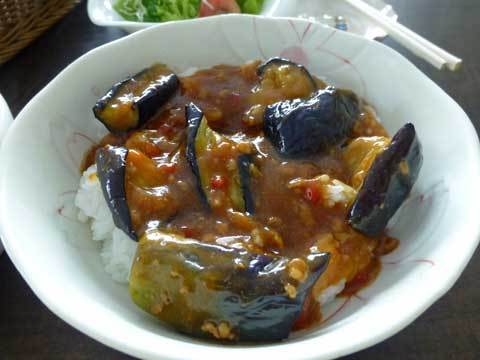 マーボナス丼