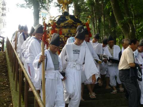 鳴雷神社 神輿