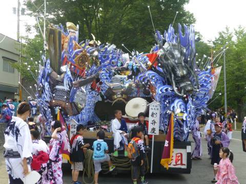 鳴雷神社 山車